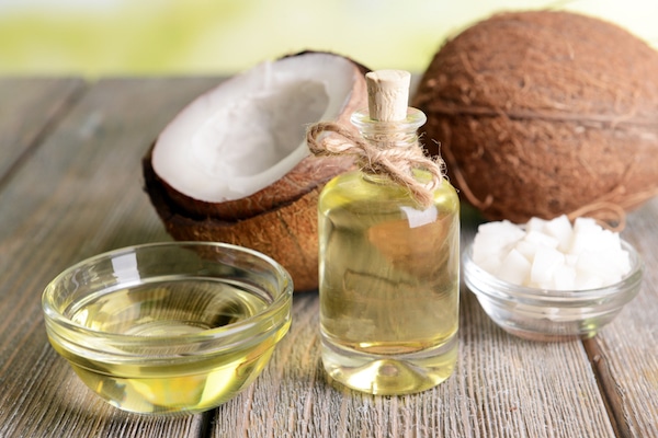 Coconut oil by Shutterstock.