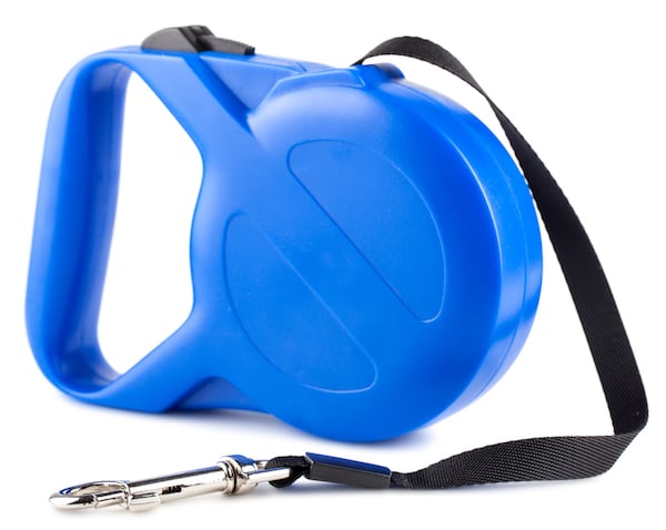 Retractable leash by Shutterstock.