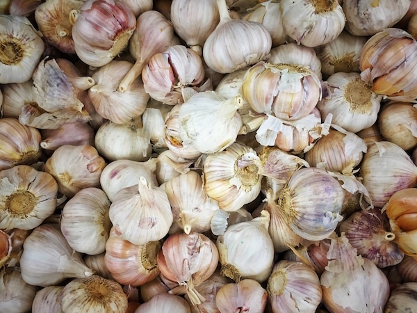 Garlic by Shutterstock.