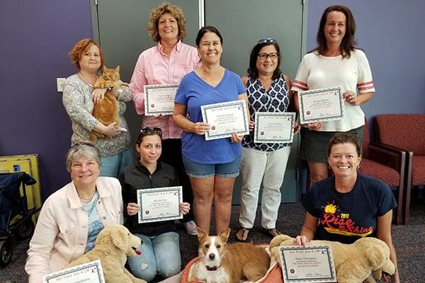 Graduates of the PetFirstAid4U class. 