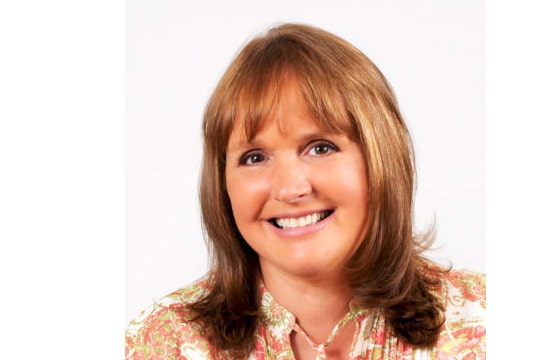 Dr. Deva Khalsa has written a number of books and magazine articles on dog skin allergies and dog itchy skin. She also wrote the book Dr. Khalsa’s Natural Dog.