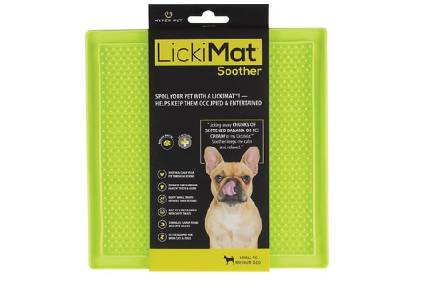 Hyper Pet LickiMat Soother Dots.