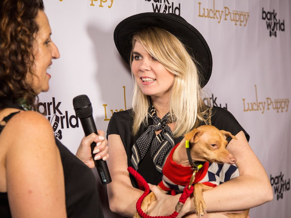 Dogster and Catster community manager Lori Malm interviews Tuna. (Photo by Gina Cioli/i5 Studio)