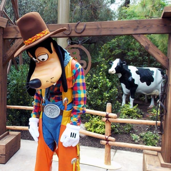 was goofy a dog