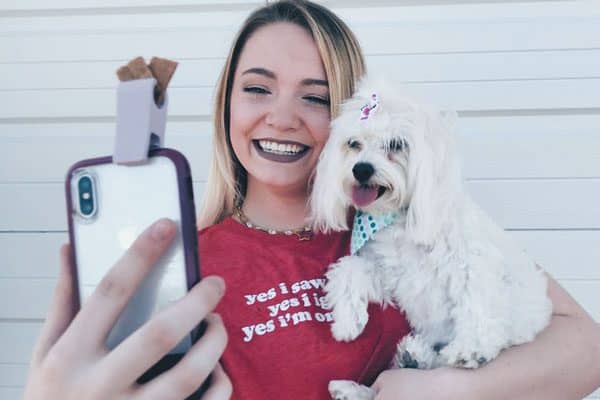 Woofie is a perfect gift for the dog lover who likes to take selfies.