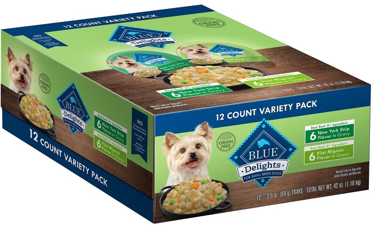 Blue Buffalo Divine Delights Gravy Variety Pack Filet Mignon & NY Strip Flavor Dog Food Trays 
