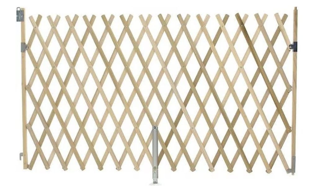 GMI Keepsafe Wooden Expanding Pet Gate new