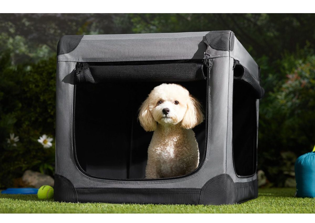 Frisco Indoor & Outdoor Soft-Sided Dog Crate