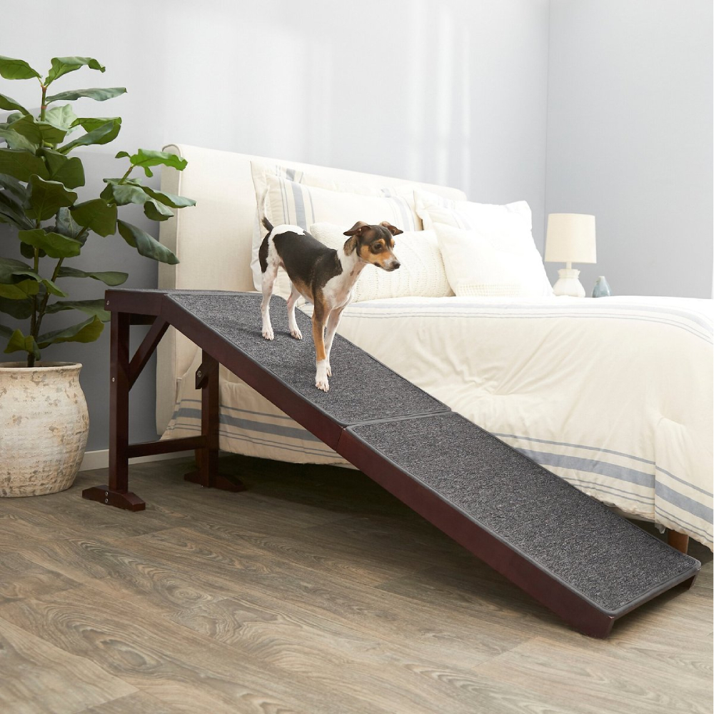 Frisco Deluxe Wooden Carpeted Cat & Dog Ramp 