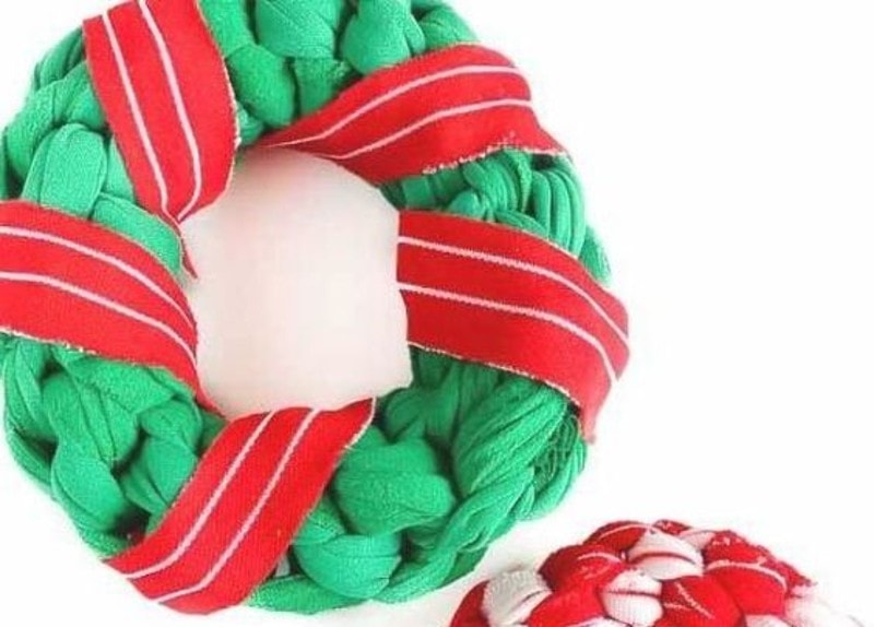 DIY Christmas Dog Toys