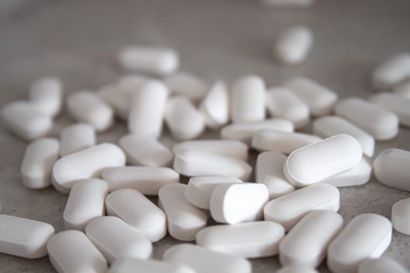 Tylenol capsules