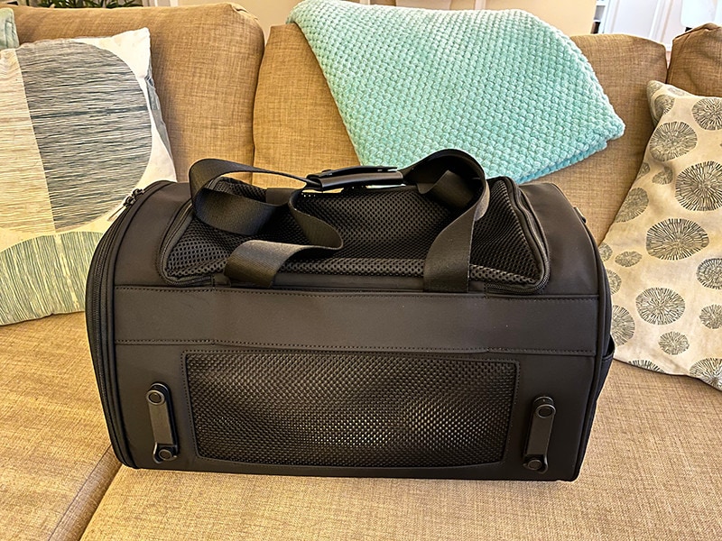 away's pet carrier in black