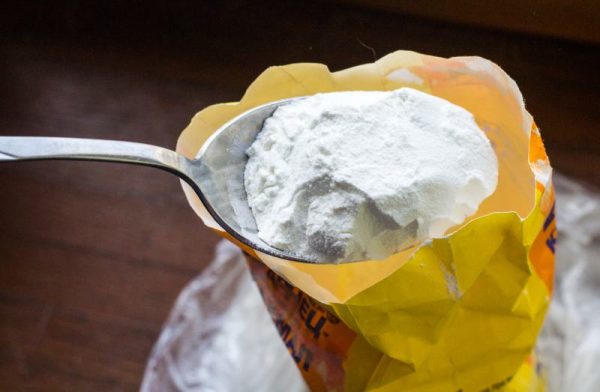 cornstarch in a spoon