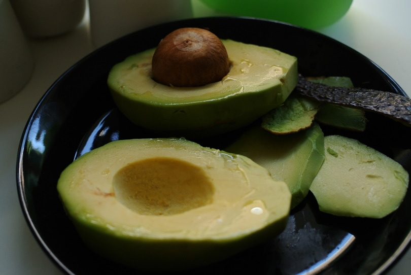 sliced-avocado