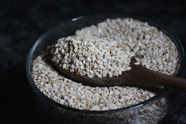 a scoop of sesame seeds