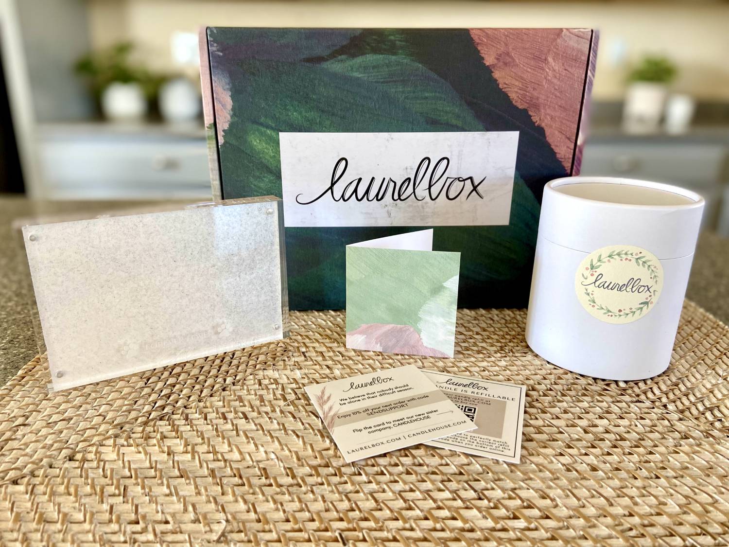 laurelbox Pet Memorial Gift Review - unboxing