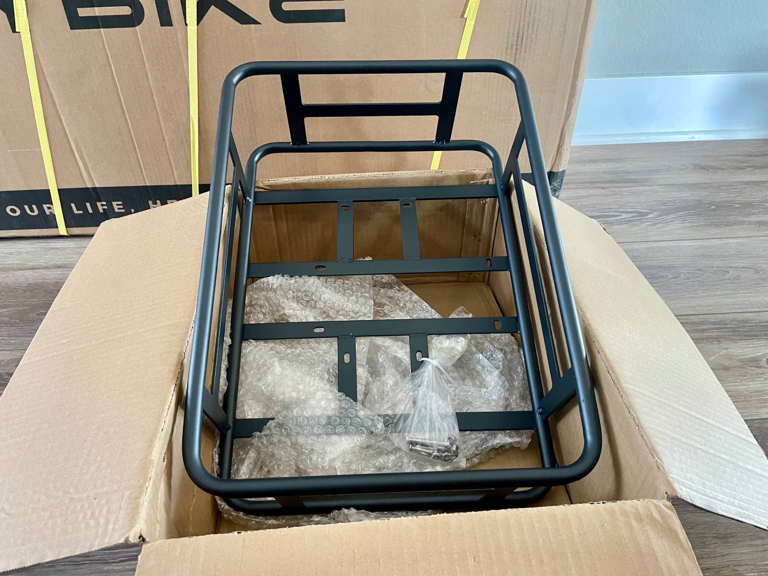 Heybike Mars 2.0 with Pet Accessories Review - Large Basket