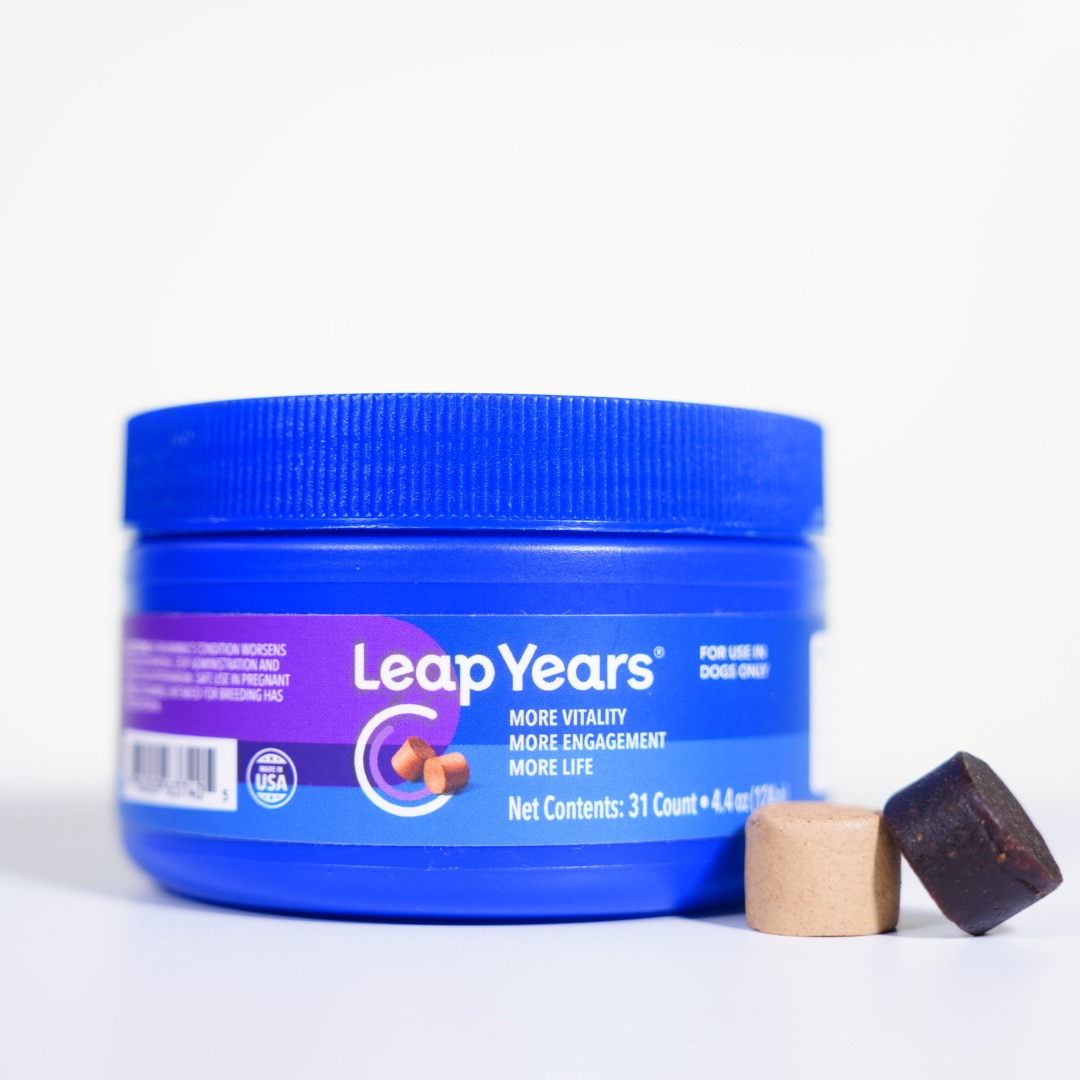 Leap Years Bottle Universal Sku Dogster (1)